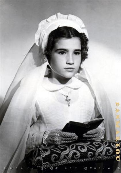 COMMUNIONS ORAN PATRONAGE DE SAINT EUGENE 19XX JOSIANE RAMIREZ.JPG